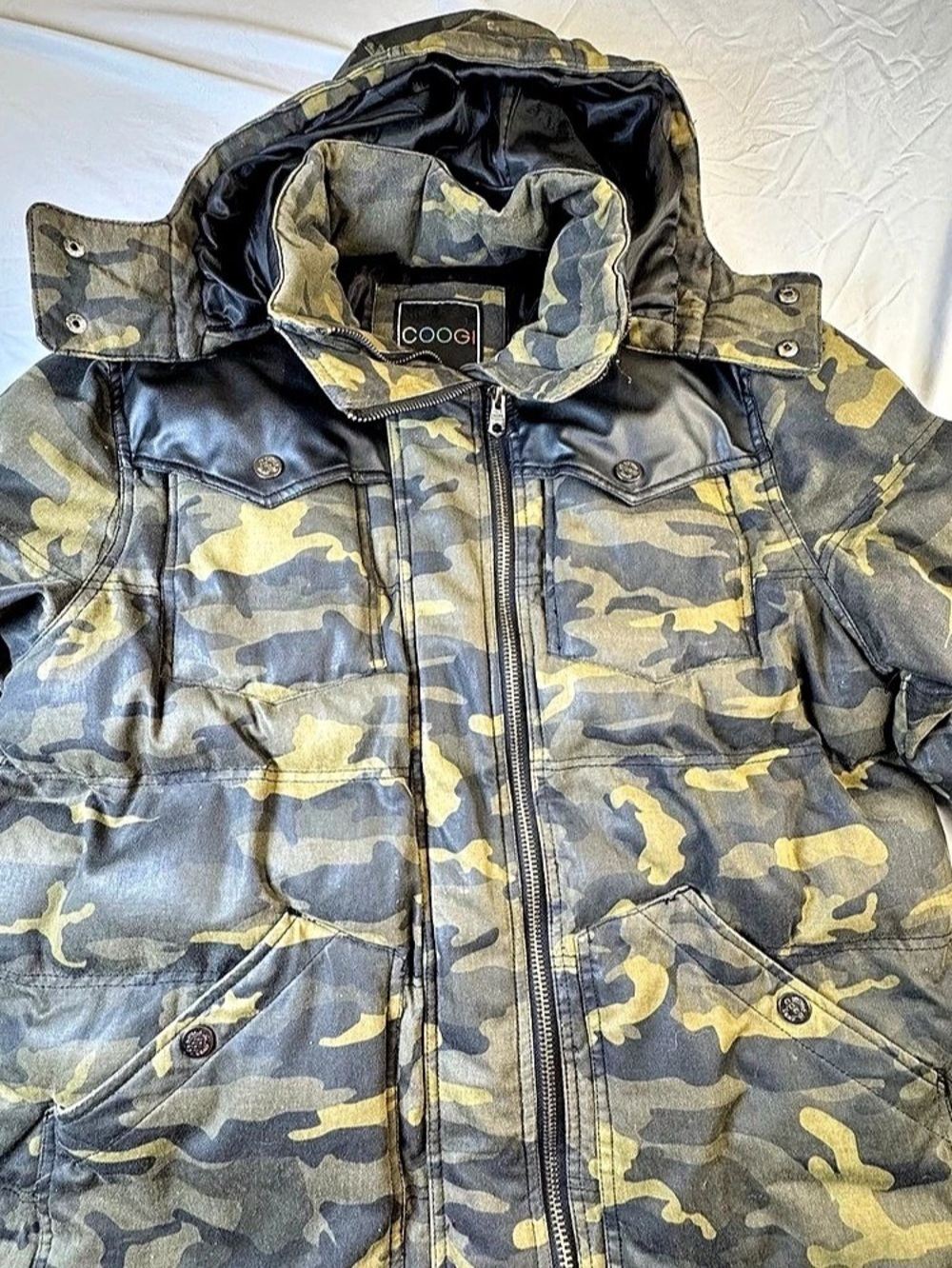 COOGI Camo Hooded Coat Size XL